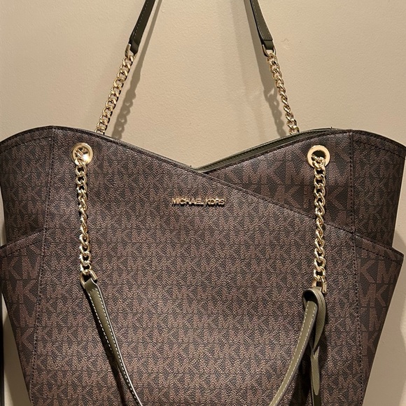 Michael Kors jet set large logo shoulder bag w dust bag - Picture 3 of 10